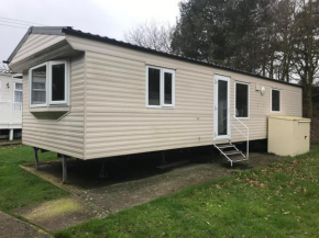 2 Bedroom Caravan MC18, Shanklin, Isle of Wight